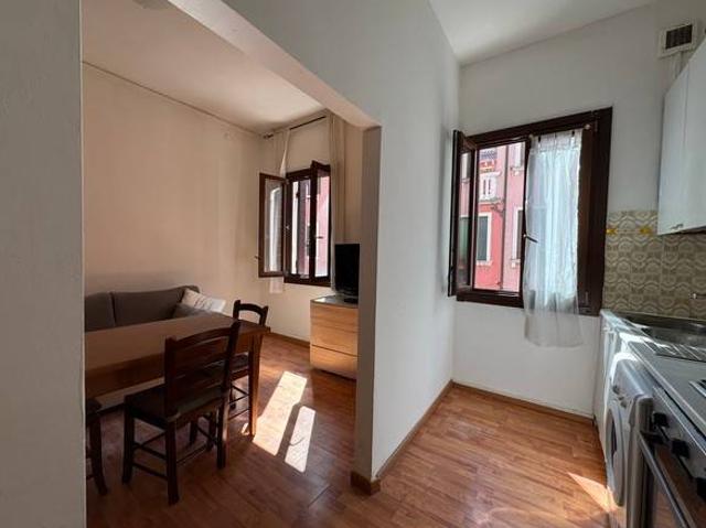 Appartamento in vendita a Venezia VE