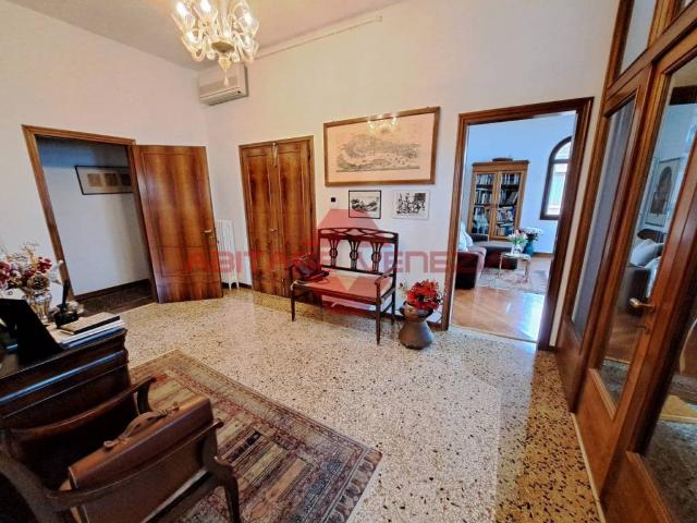 Appartamento in vendita a Venezia VE