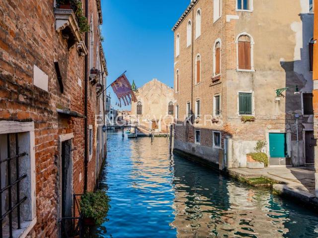Appartamento in vendita a Venezia VE