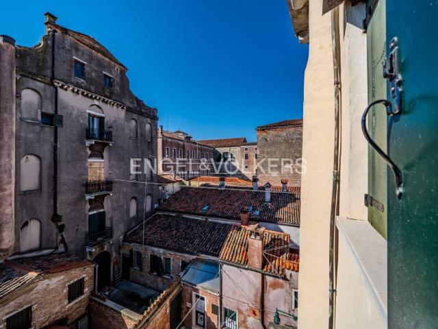 Appartamento in vendita a Venezia VE