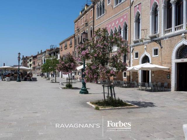 Appartamento in vendita a Venezia VE