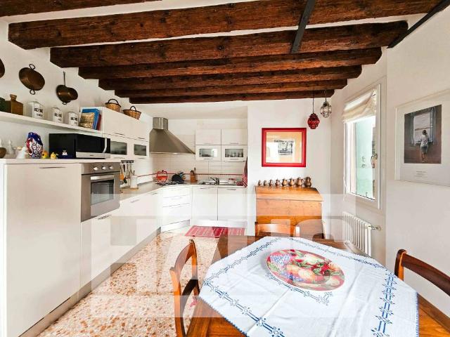 Appartamento in vendita a Venezia VE