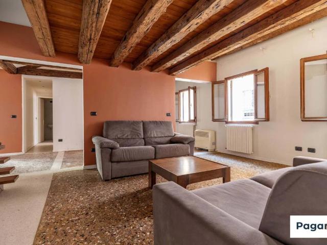 Appartamento in vendita a Venezia VE