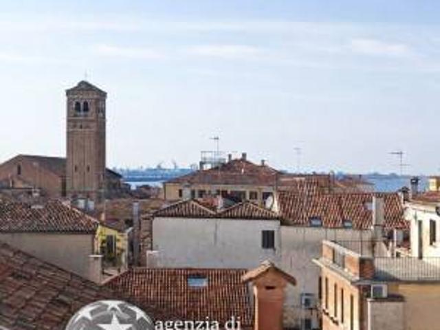 Appartamento in vendita a Venezia VE