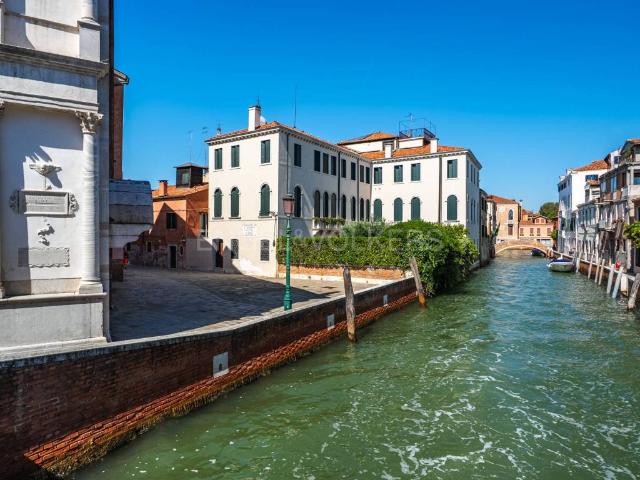 Appartamento in vendita a Venezia VE