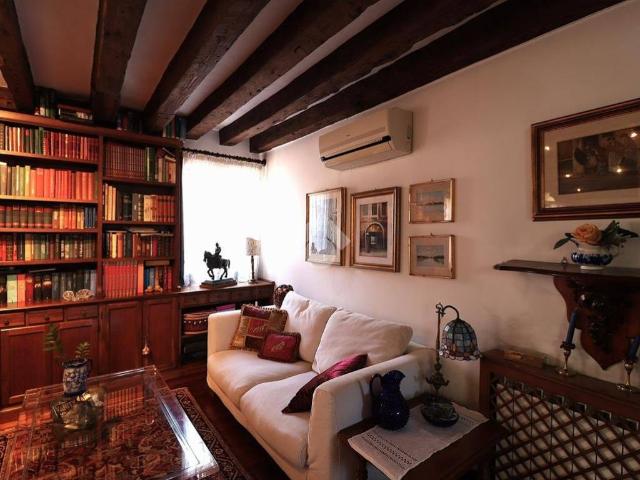 Appartamento in vendita a Venezia VE