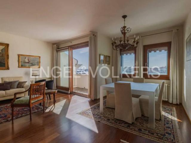 Appartamento in vendita a Venezia VE