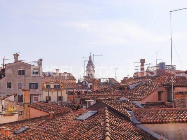Appartamento in vendita a Venezia VE