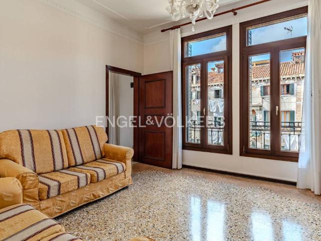 Appartamento in vendita a Venezia VE