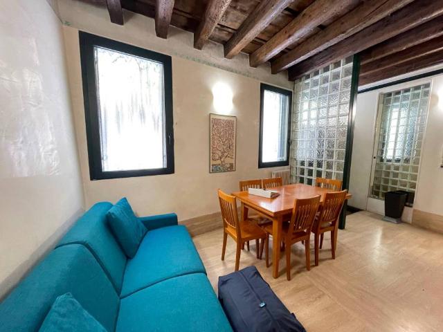 Appartamento in vendita a Venezia VE