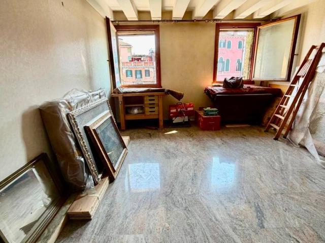 Appartamento in vendita a Venezia VE