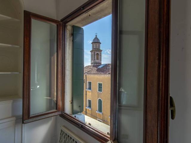 Appartamento in vendita a Venezia VE