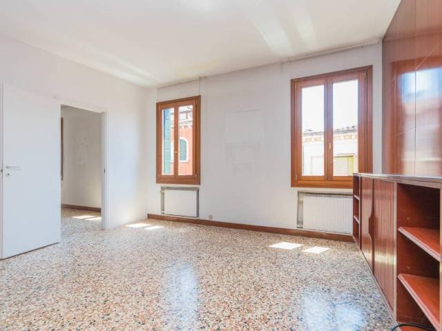 Appartamento in vendita a Venezia VE