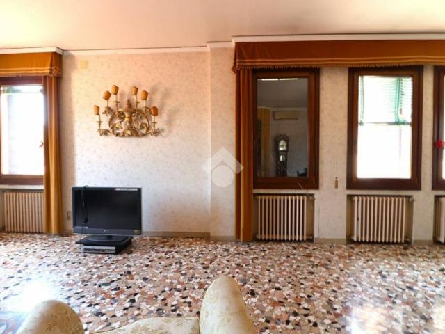 Appartamento in vendita a Venezia VE