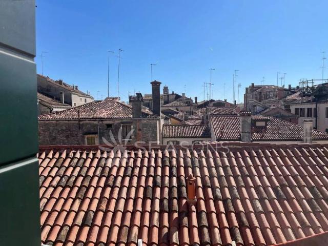Appartamento in vendita a Venezia VE
