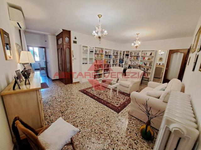 Appartamento in vendita a Venezia VE