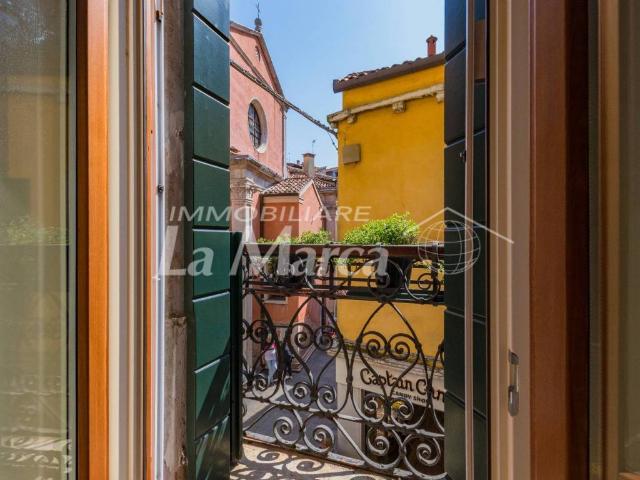 Appartamento in vendita a Venezia VE