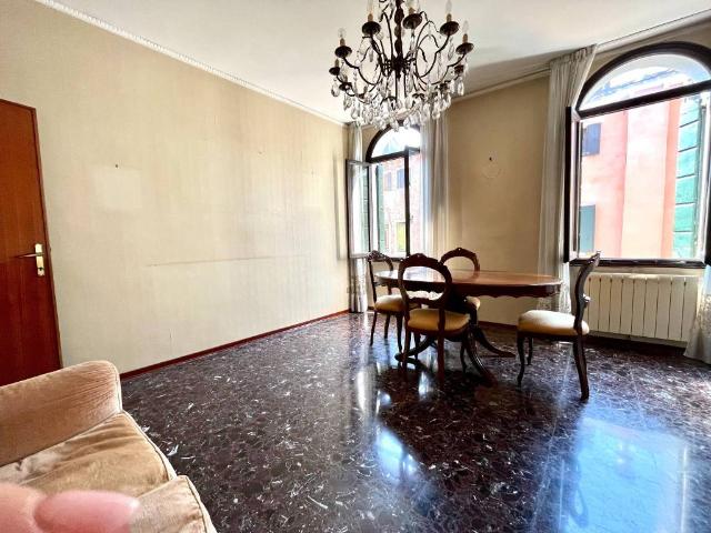Appartamento in vendita a Venezia VE