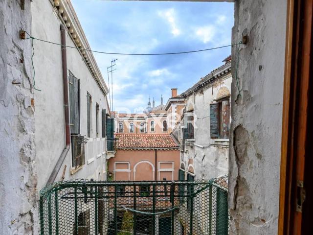 Appartamento in vendita a Venezia VE
