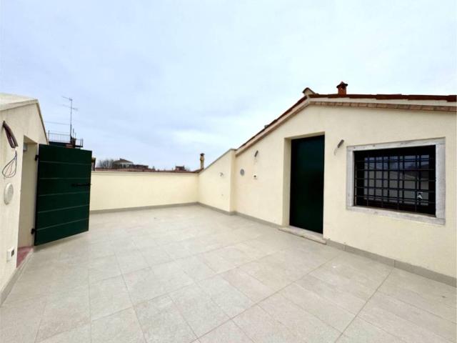 Appartamento in vendita a Venezia VE