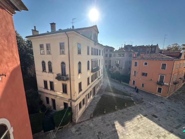 Appartamento in vendita a Venezia VE