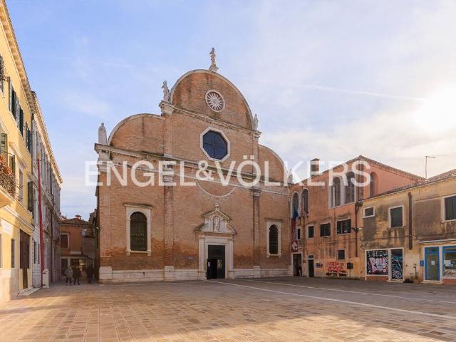 Appartamento in vendita a Venezia VE