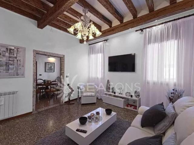 Appartamento in vendita a Venezia VE