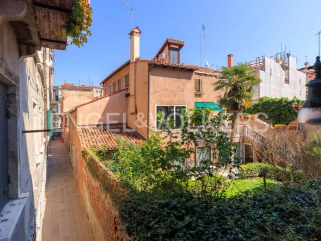 Appartamento in vendita a Venezia VE