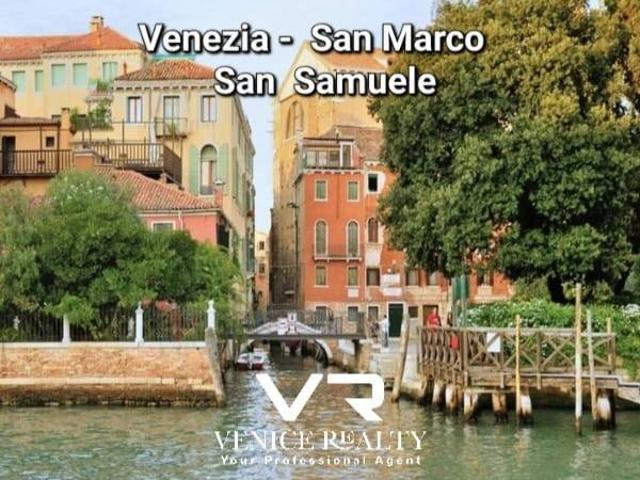 Appartamento in vendita a Venezia VE