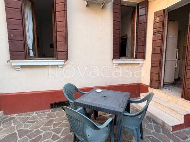Appartamento in vendita a Venezia via Monte San Michele, Mestre