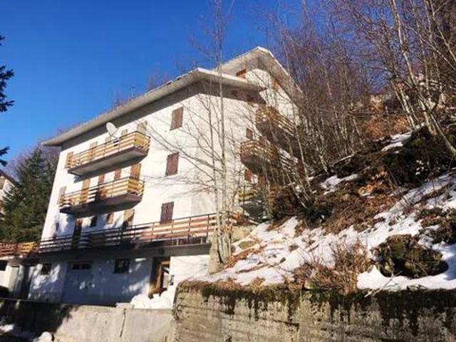 Appartamento in vendita a Ventasso RE