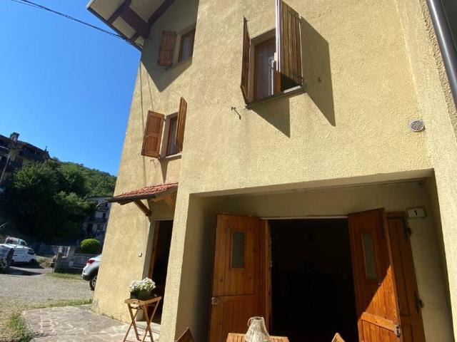 Appartamento in vendita a Ventasso RE