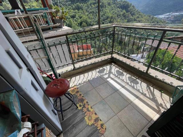Appartamento in vendita a Camporosso IM