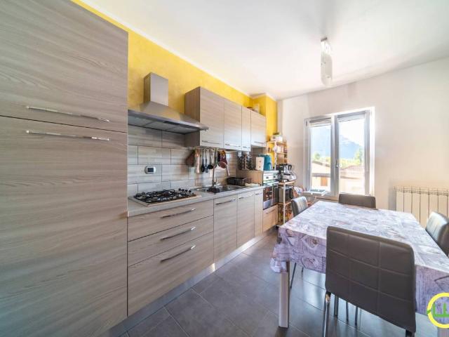 Appartamento in vendita a Venzone UD