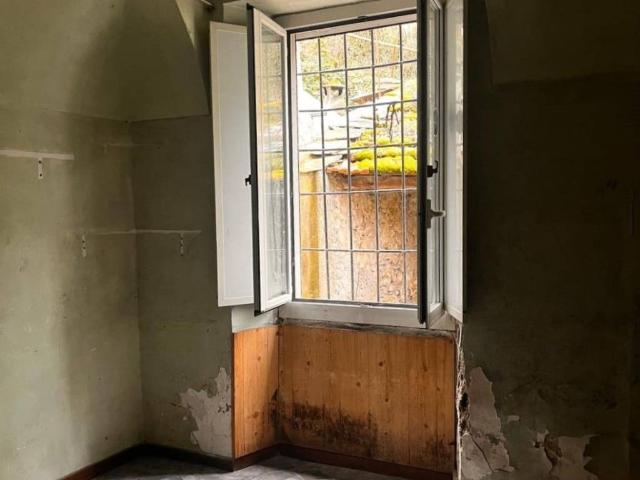Appartamento in vendita a Vessalico IM