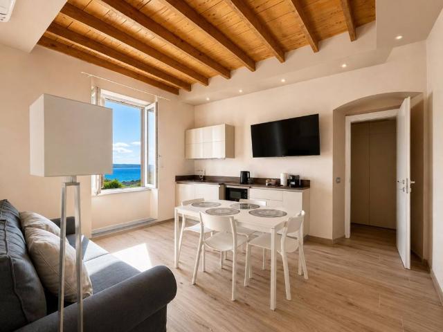 Appartamento in vendita a Vernazza SP