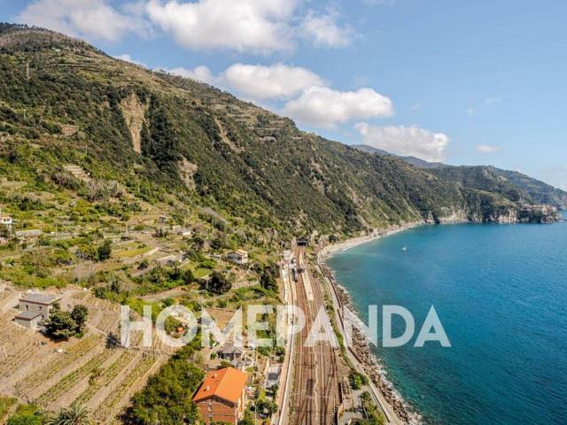 Appartamento in vendita a Vernazza SP