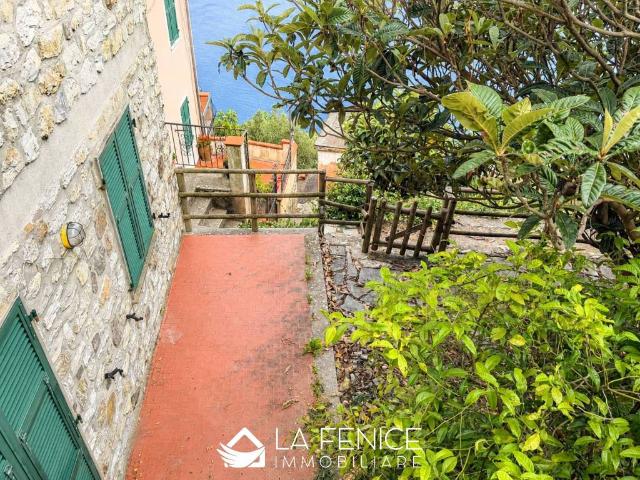 Appartamento in vendita a Vernazza SP