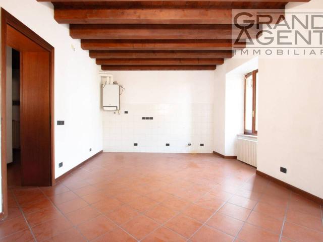 Appartamento in vendita a Verona