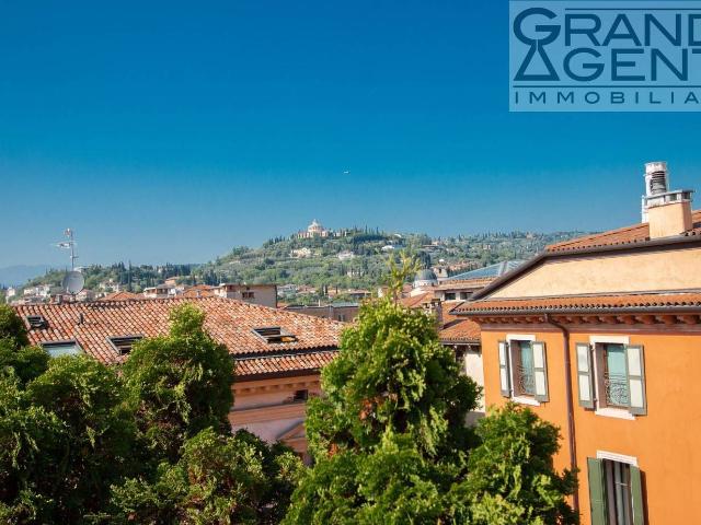 Appartamento in vendita a Verona