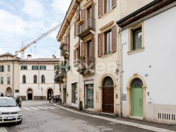 Appartamento in vendita a Verona VR