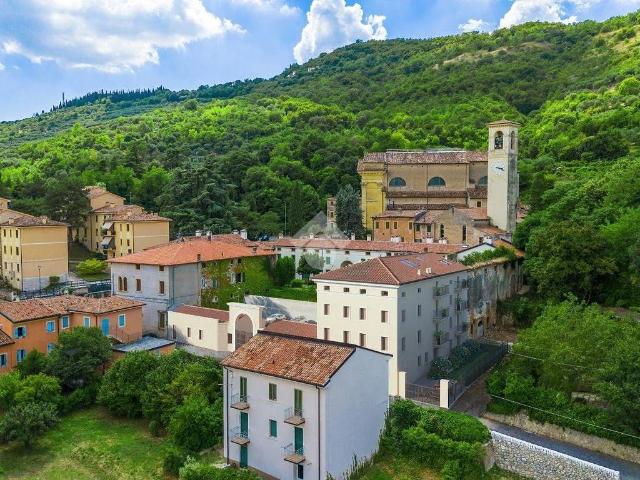 Appartamento in vendita a Verona VR