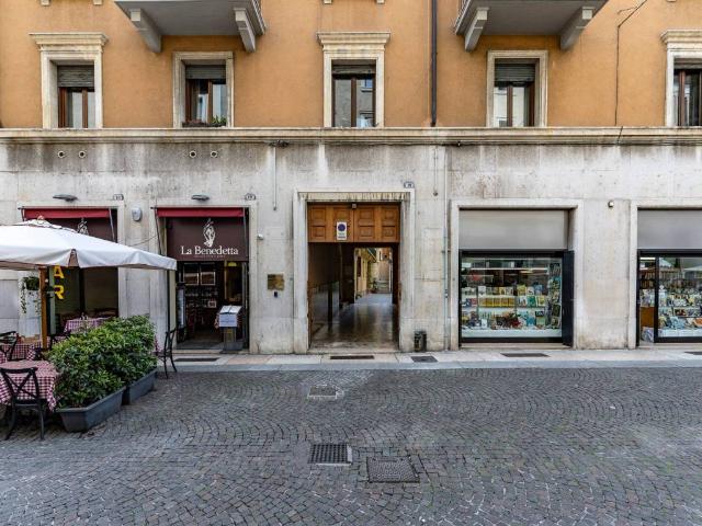 Appartamento in vendita a Verona VR