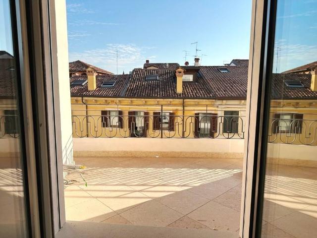 Appartamento in vendita a Verona VR
