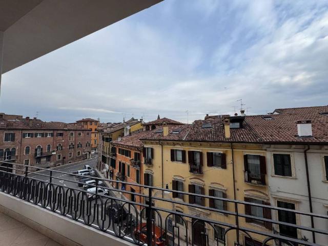 Appartamento in vendita a Verona VR