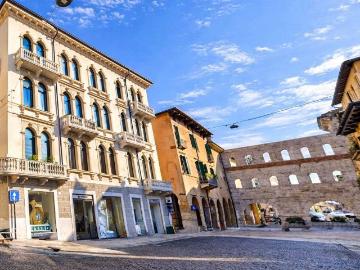 Appartamento in vendita a Verona VR