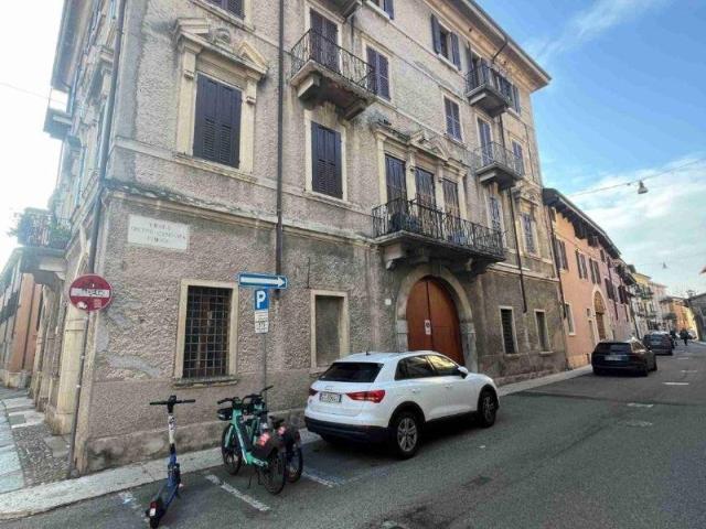 Appartamento in vendita a Verona VR