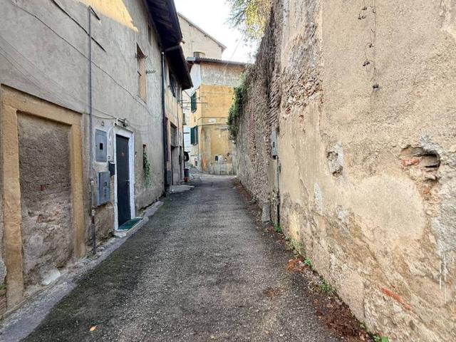 Appartamento in vendita a Verano Brianza MB