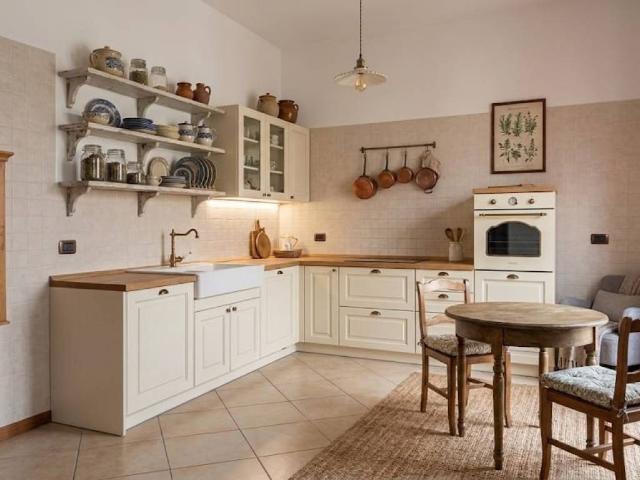 Appartamento in vendita a Verano Brianza MB