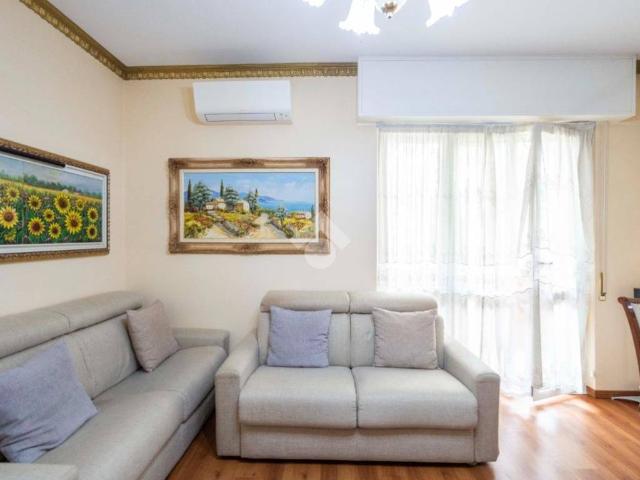 Appartamento in vendita a Verano Brianza MB